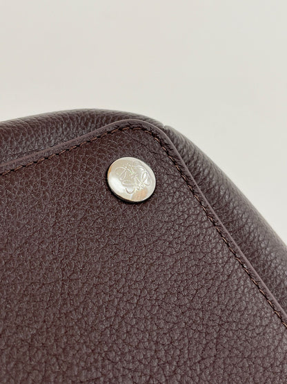 LOEW PEBBLE MESSENGER BAG