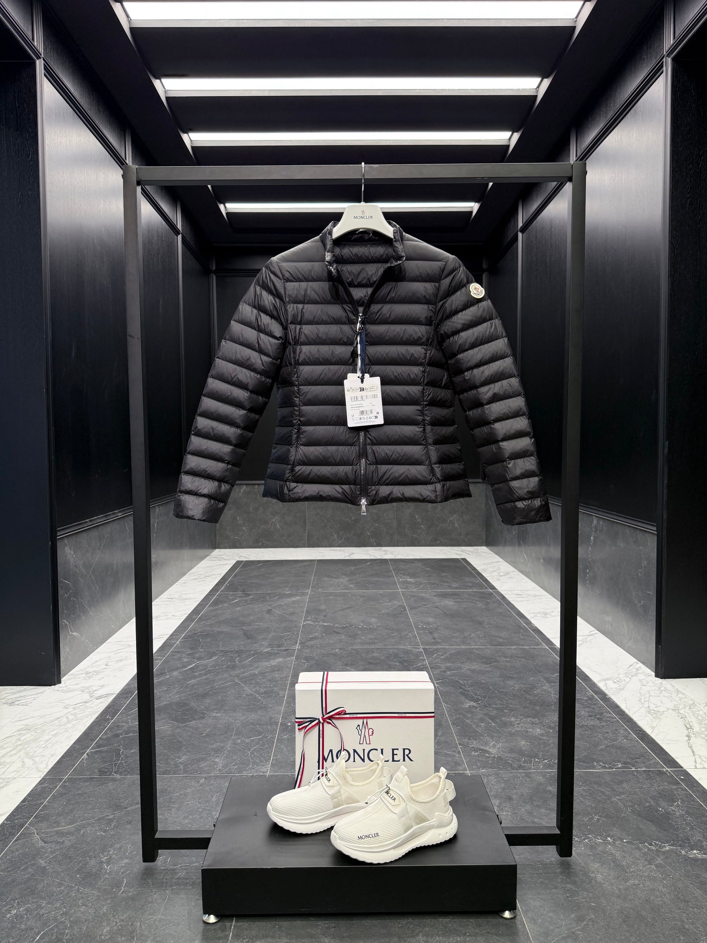 MONC IGELLE JACKET