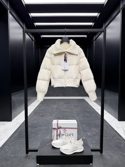 MONC JADEITE JACKET