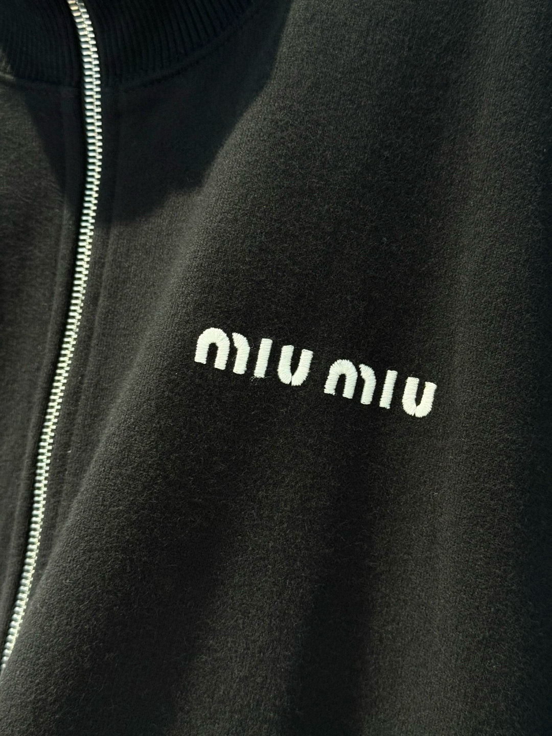 MIU M SWEATSHIRT