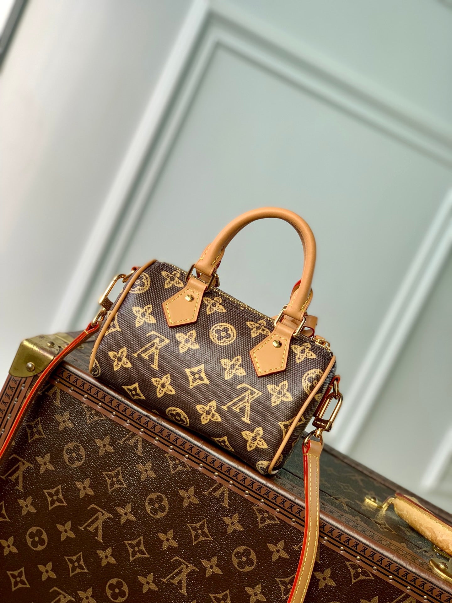 LOU NANO SPEEDY BAG