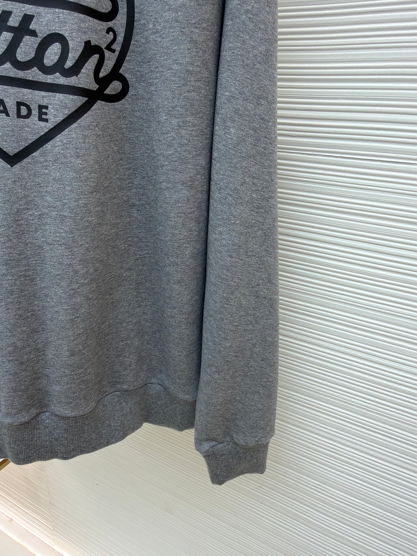LOU SWEATSHIRT