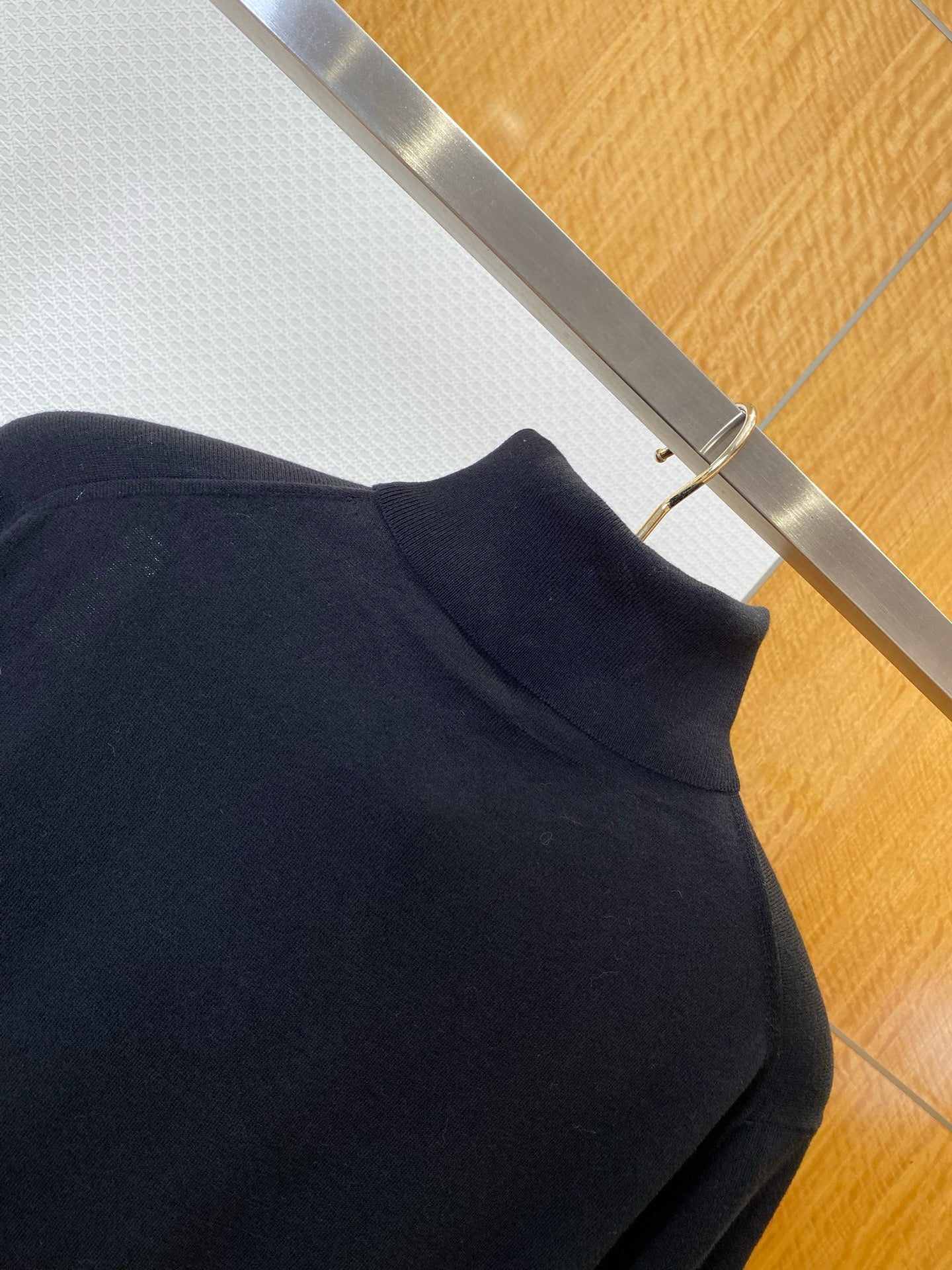 PD TURTLENECK