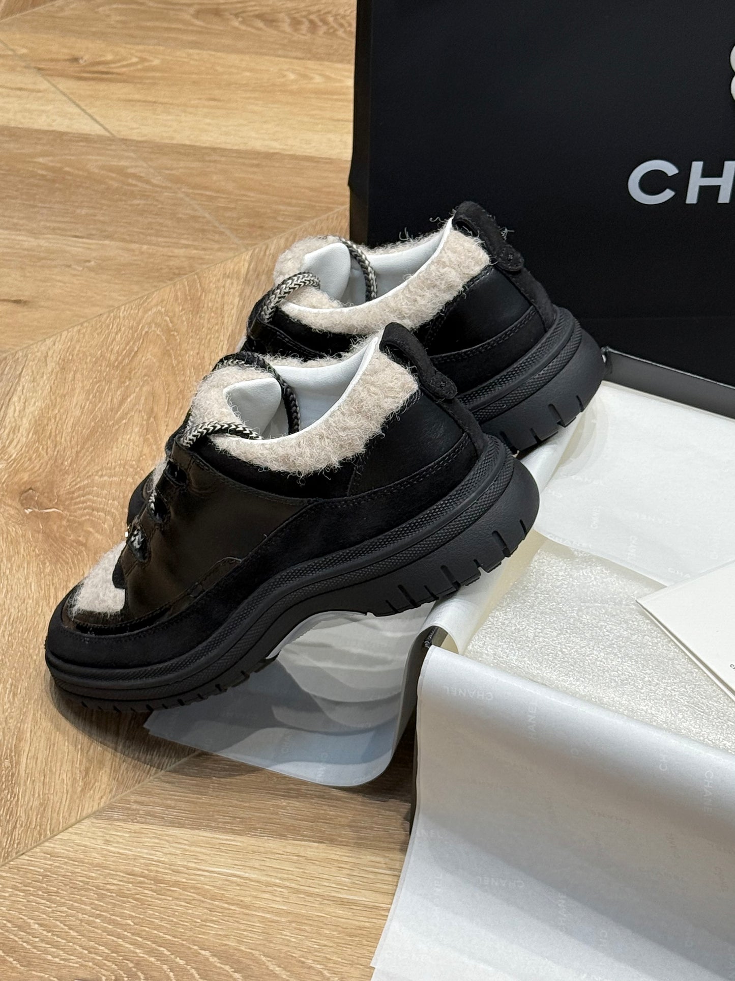 CC SNEAKER