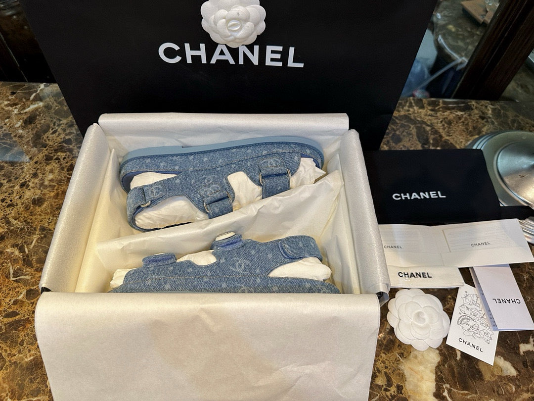 CC SANDALS