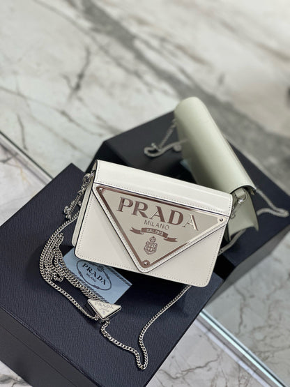 PD TRIANGLE LOGO BUFFED SHOULDER BAG