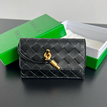 BV ANDIAMO ZIPPERED CARD CASE