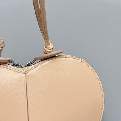 ALAIA LE COEUR BAG