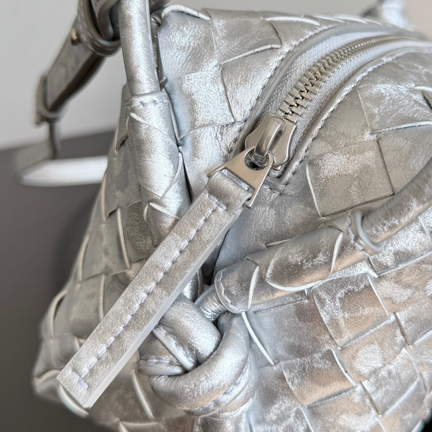 BOTT V TOP HANDLE LOOP BAG