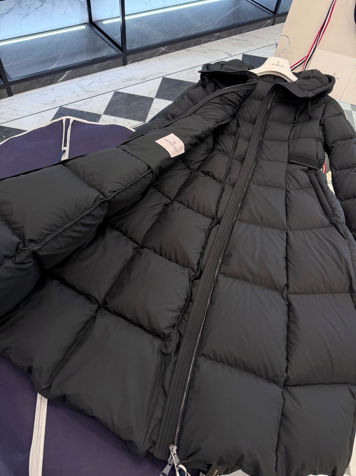 MONC FAUCON COAT
