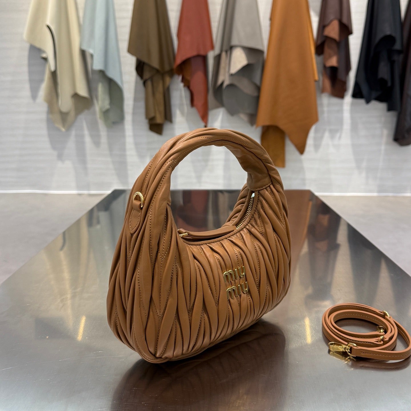 MIU M WANDER BAG