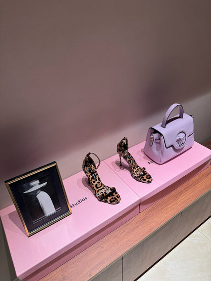 D&G HEELS