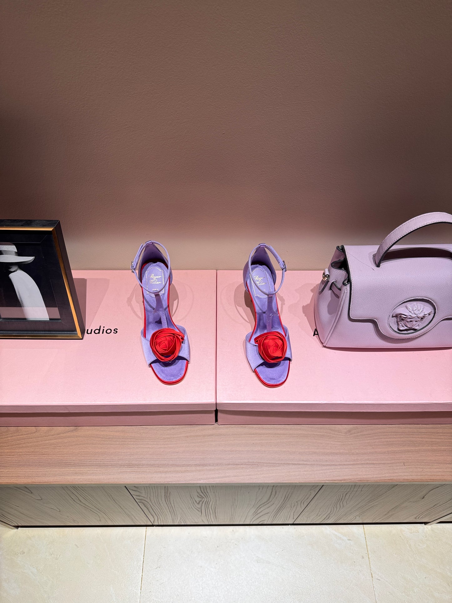 ROGER V HEELS