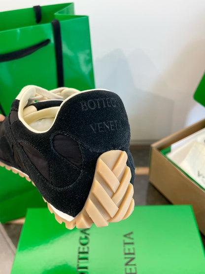 BOTT V ORBIT SNEAKER