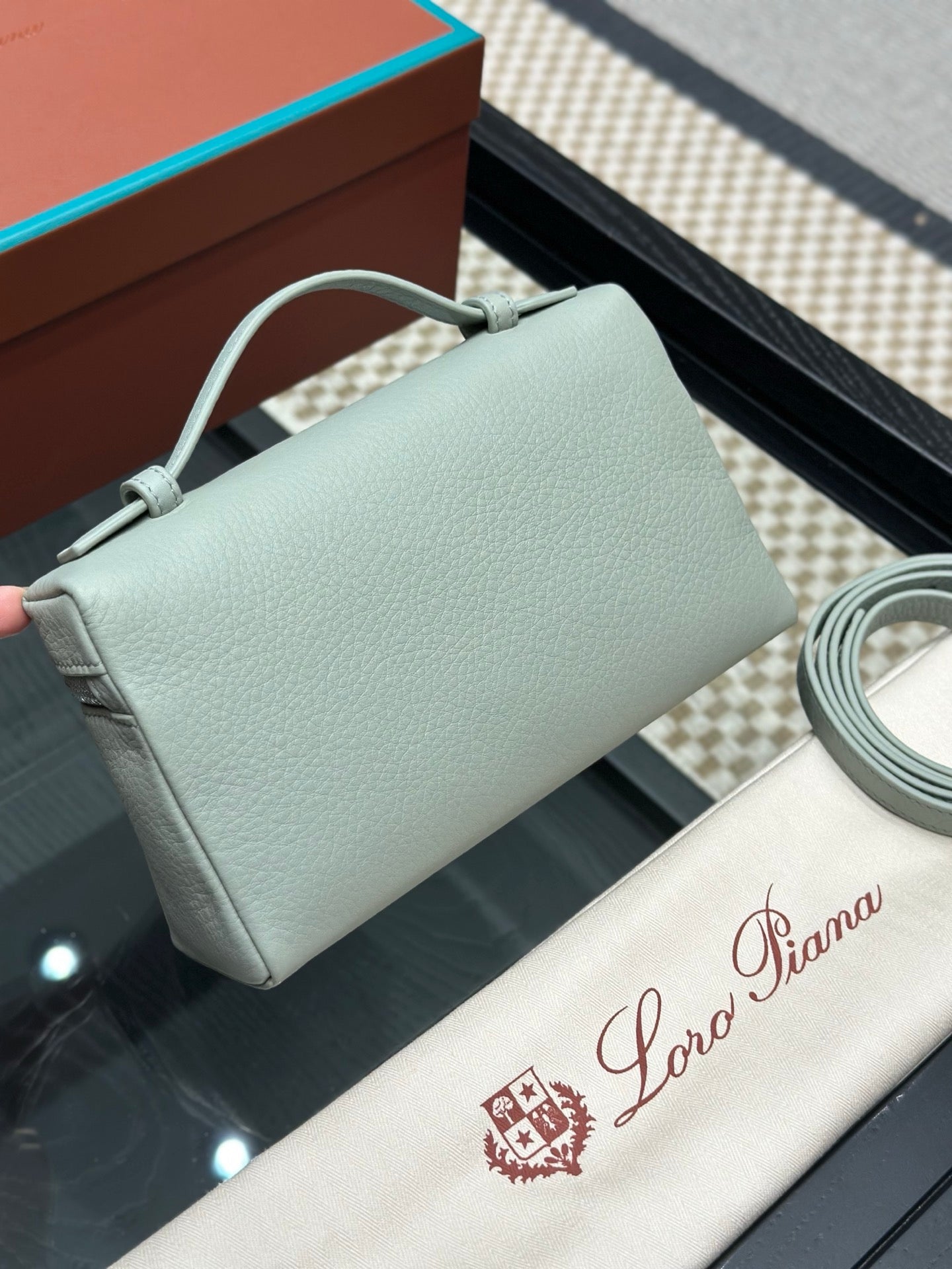 LORO P EXTRA POCKET L19 BAG