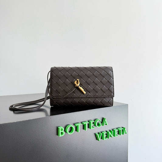 BOTT V ANDIAMO POUCH
