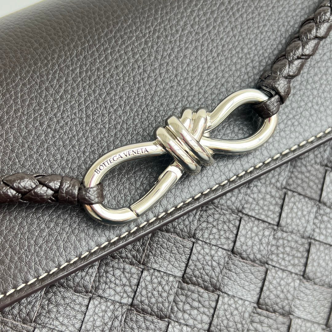 BOTT V SMALL ANDIAMO MESSENGER BAG