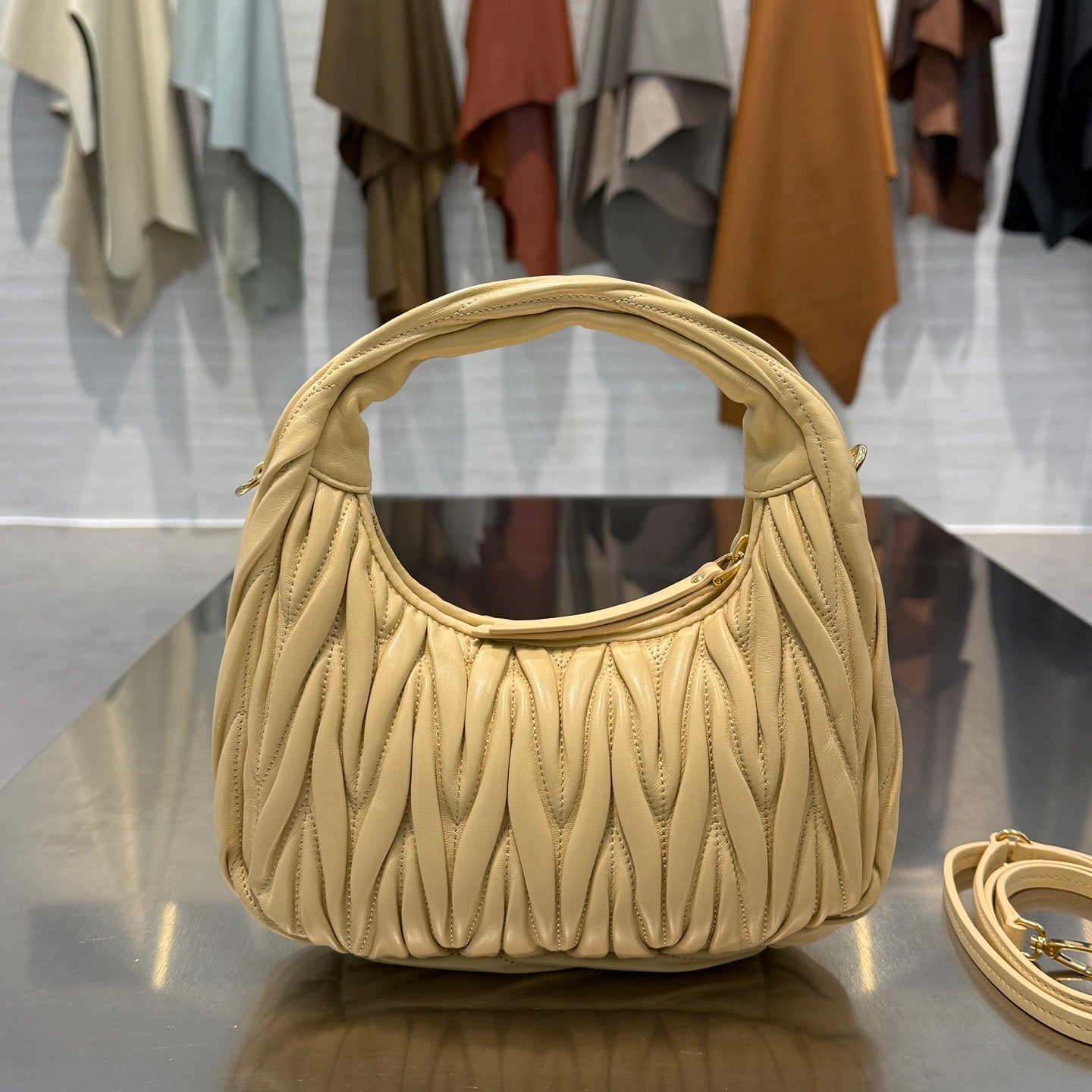 MIU M WANDER BAG