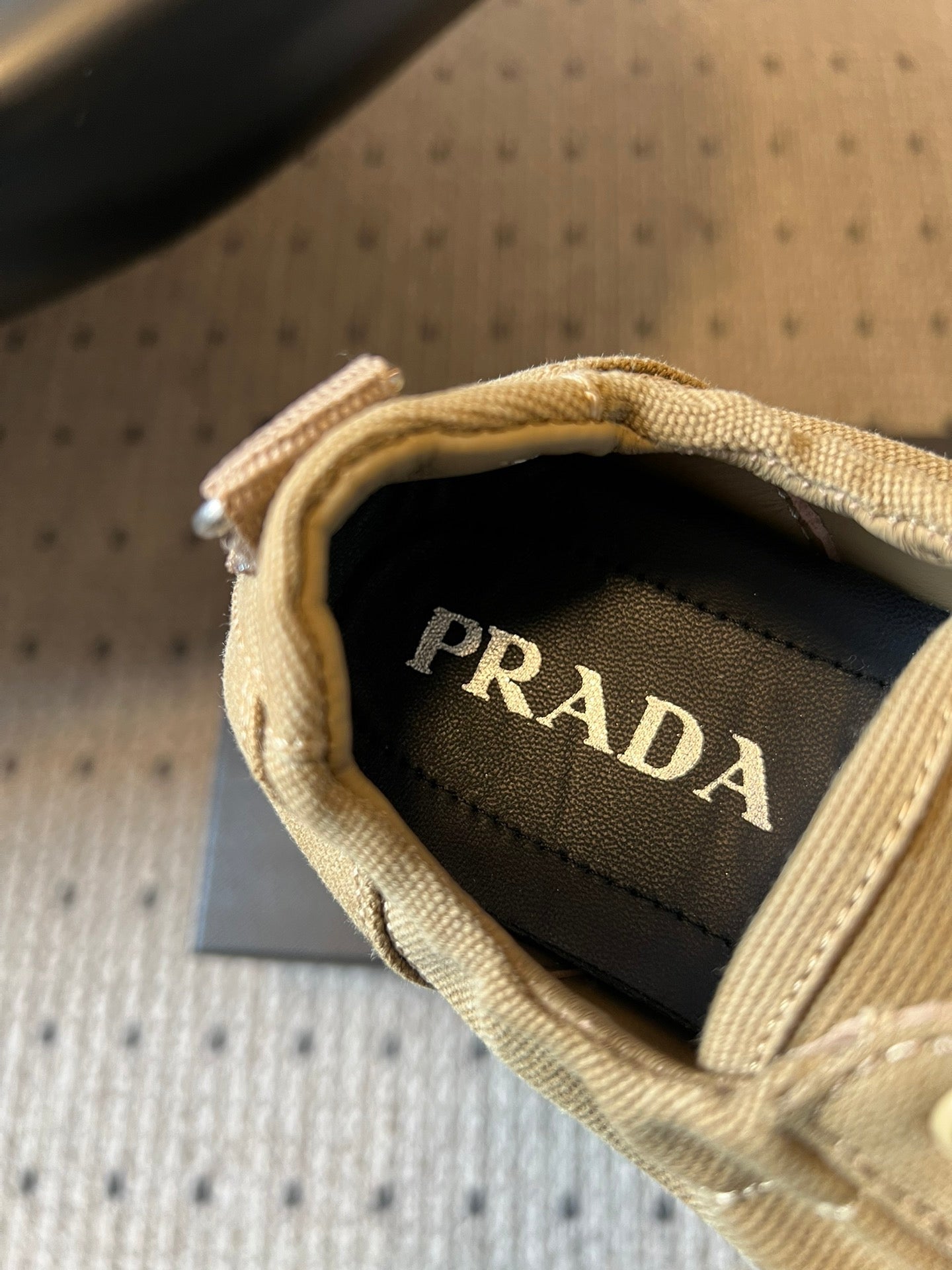 PD COLLAPSE SNEAKERS