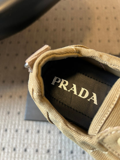 PD COLLAPSE SNEAKERS