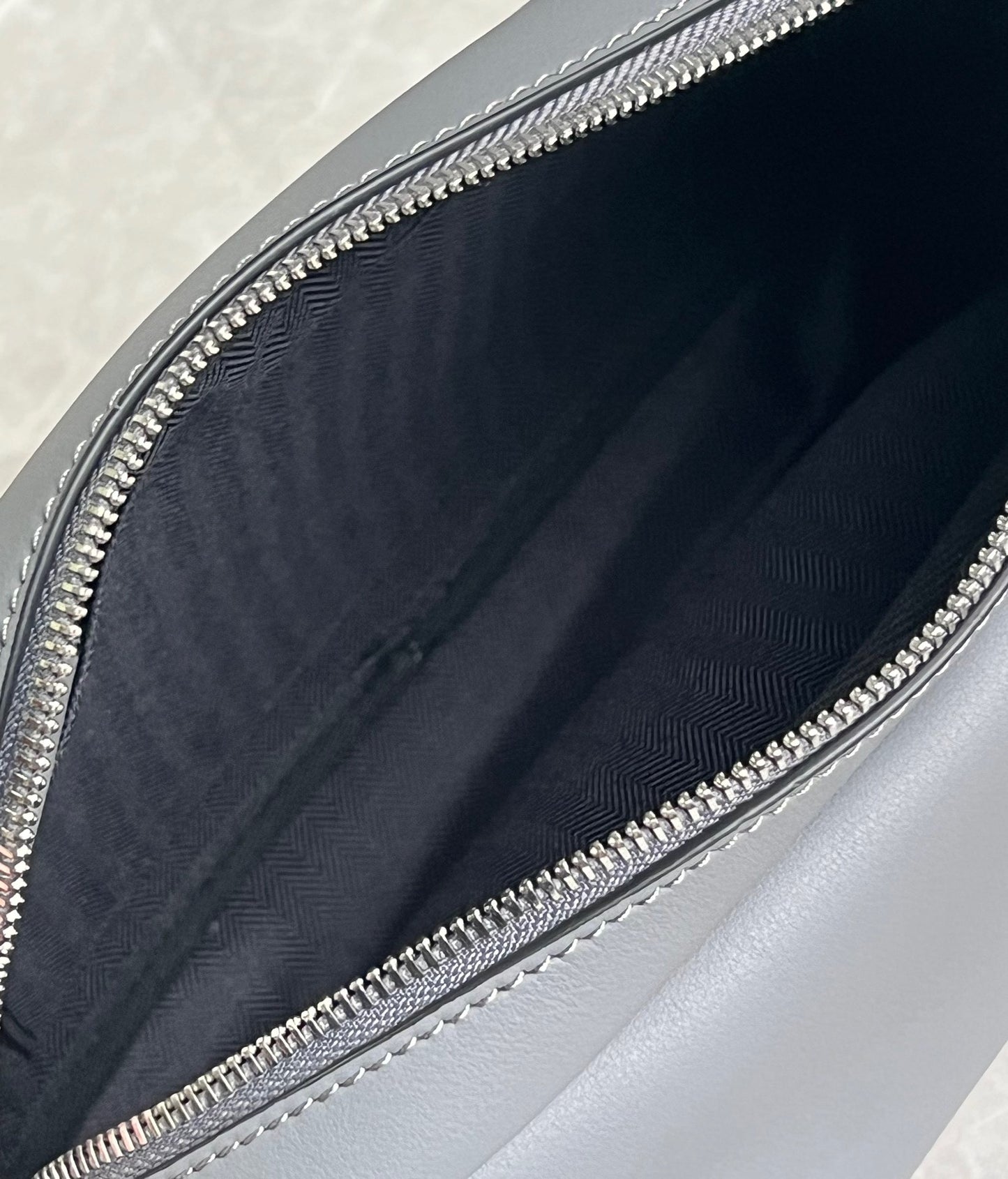 LOEW XS MILITARY MESSENGER BAG