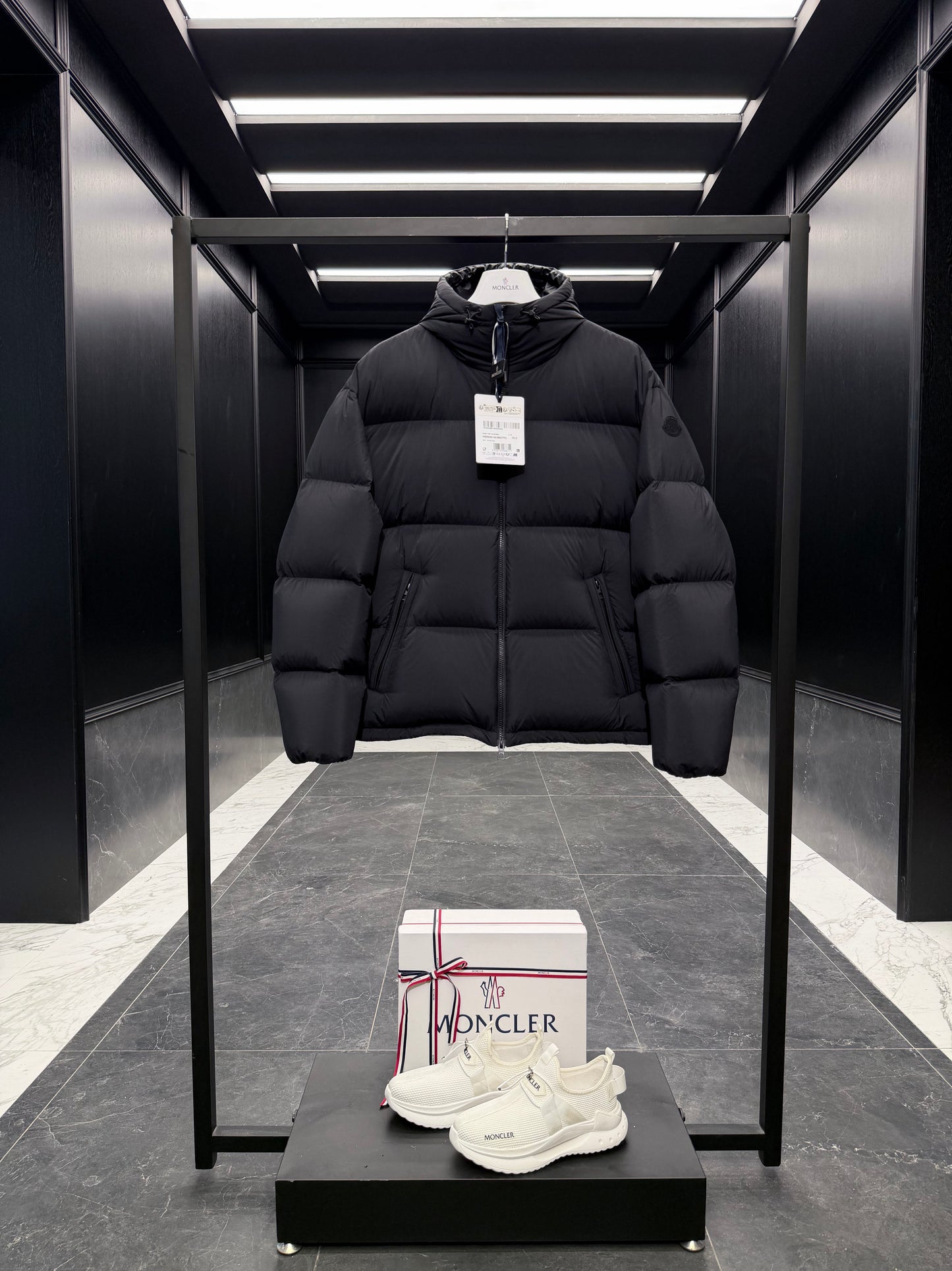 MONC MERIERA JACKET