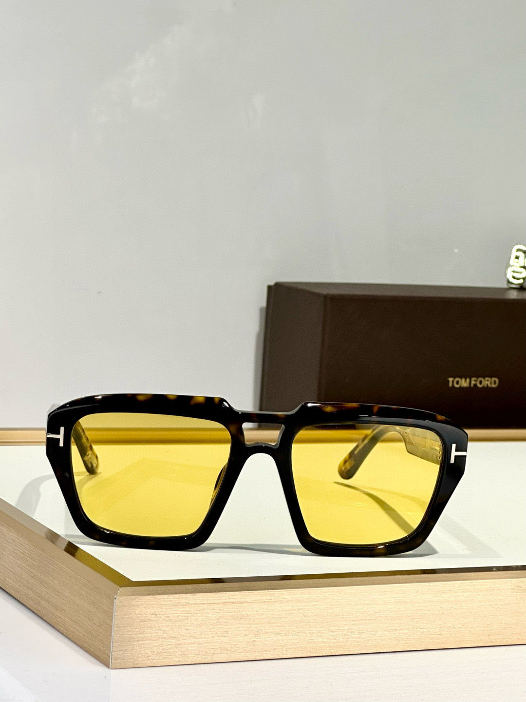 TOM F SUNGLASSES