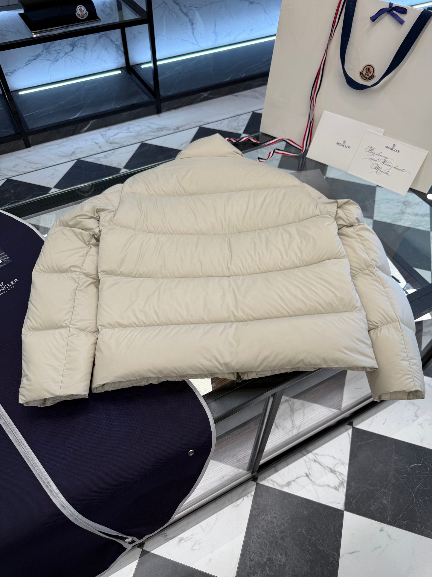 MONC TARN JACKET