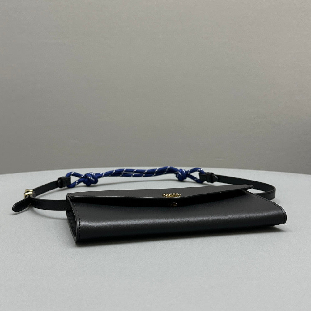 MIU M SHOULDER STRAP WALLET