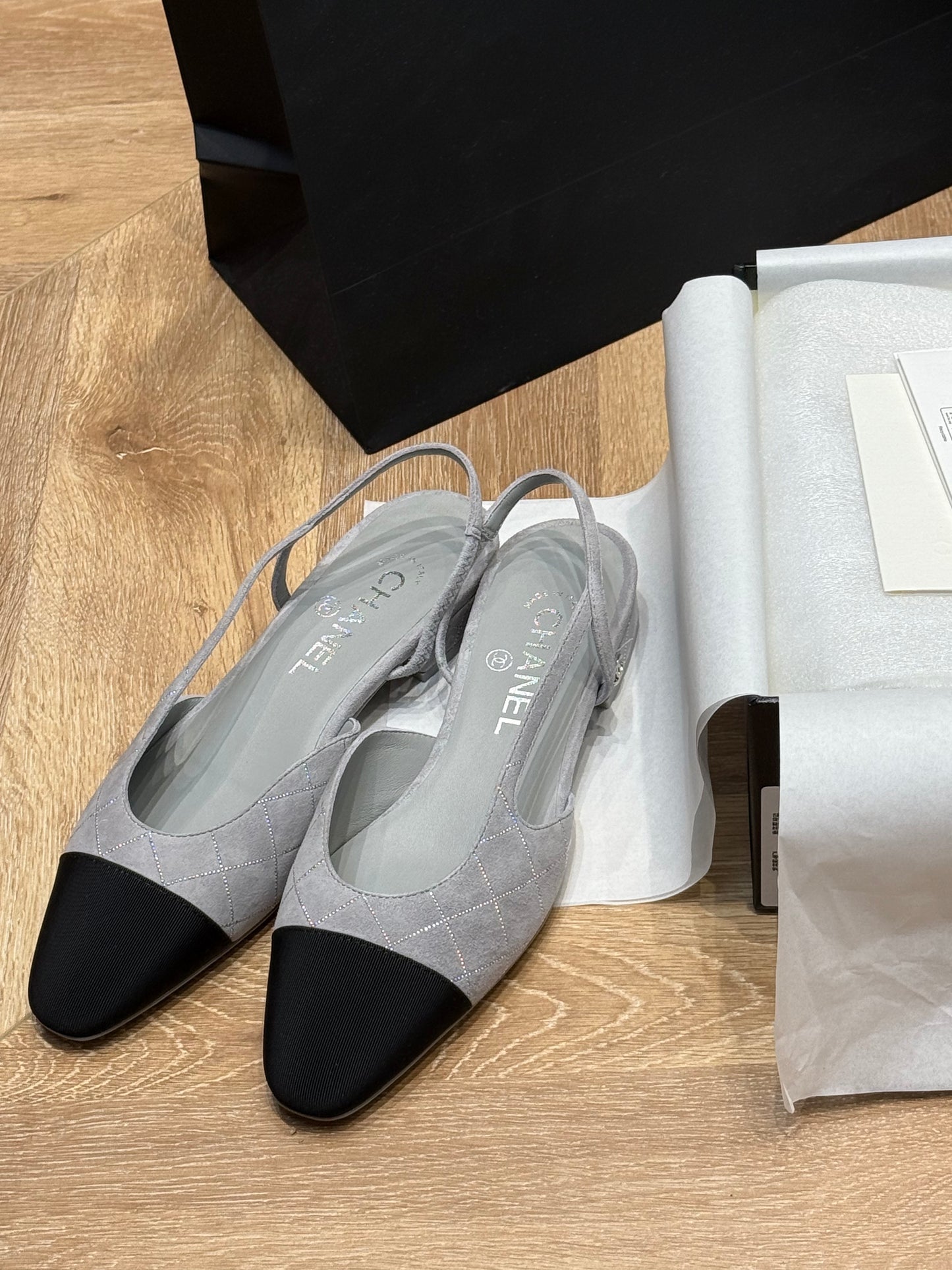 CC SLINGBACK PUMPS