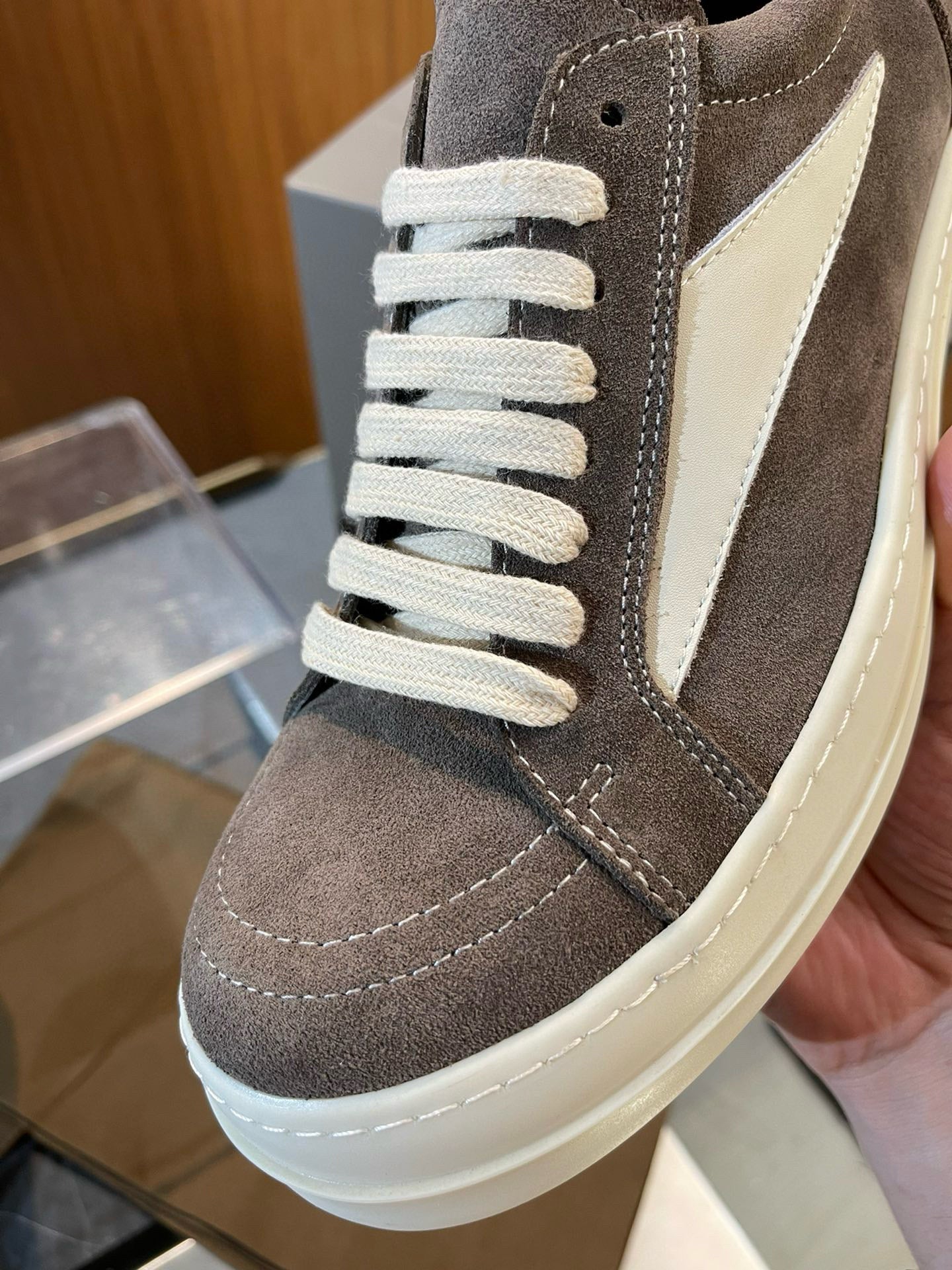 RICK O SNEAKERS