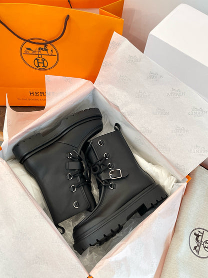 HERM LAND BOOTS