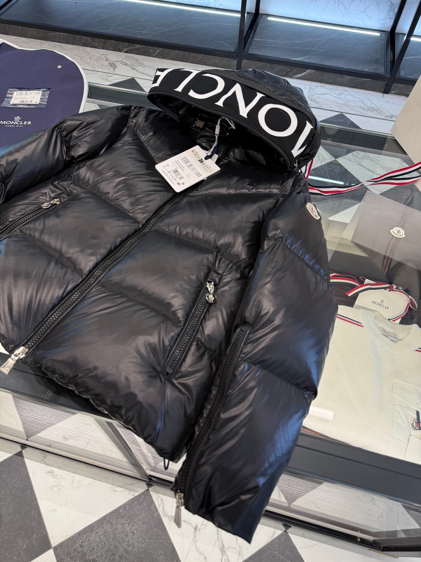 MONC HUPPE JACKET