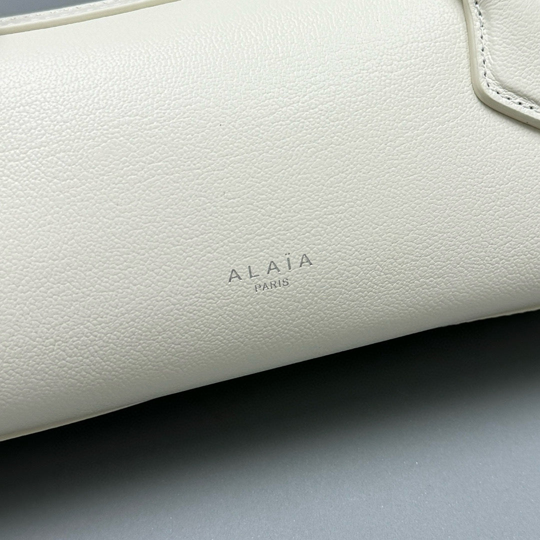 ALAIA LE TECKEL SMALL BAG