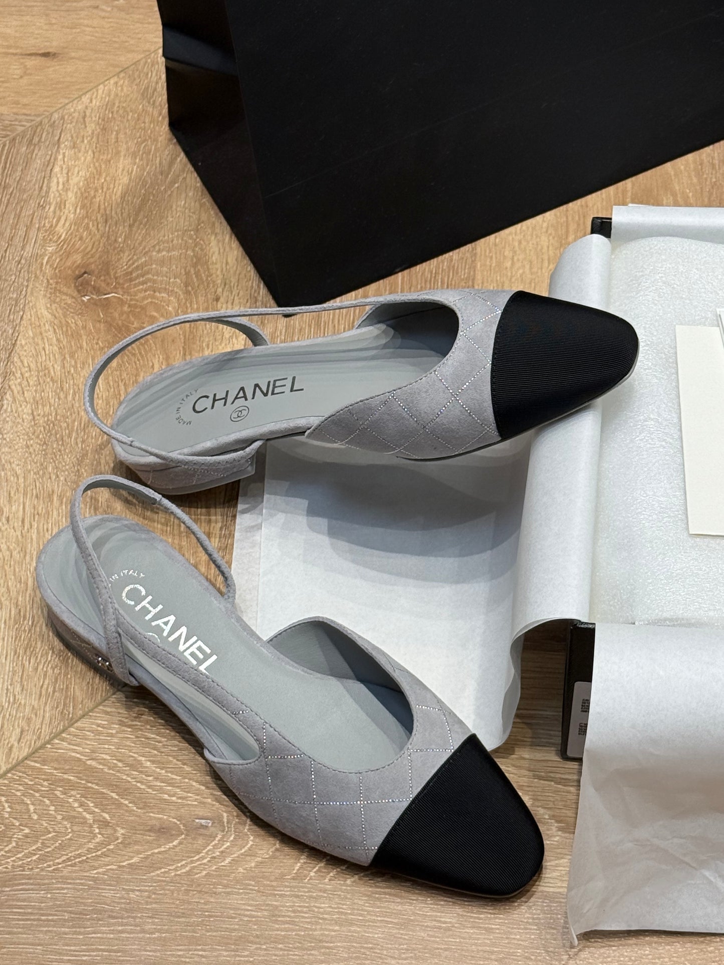 CC SLINGBACK PUMPS