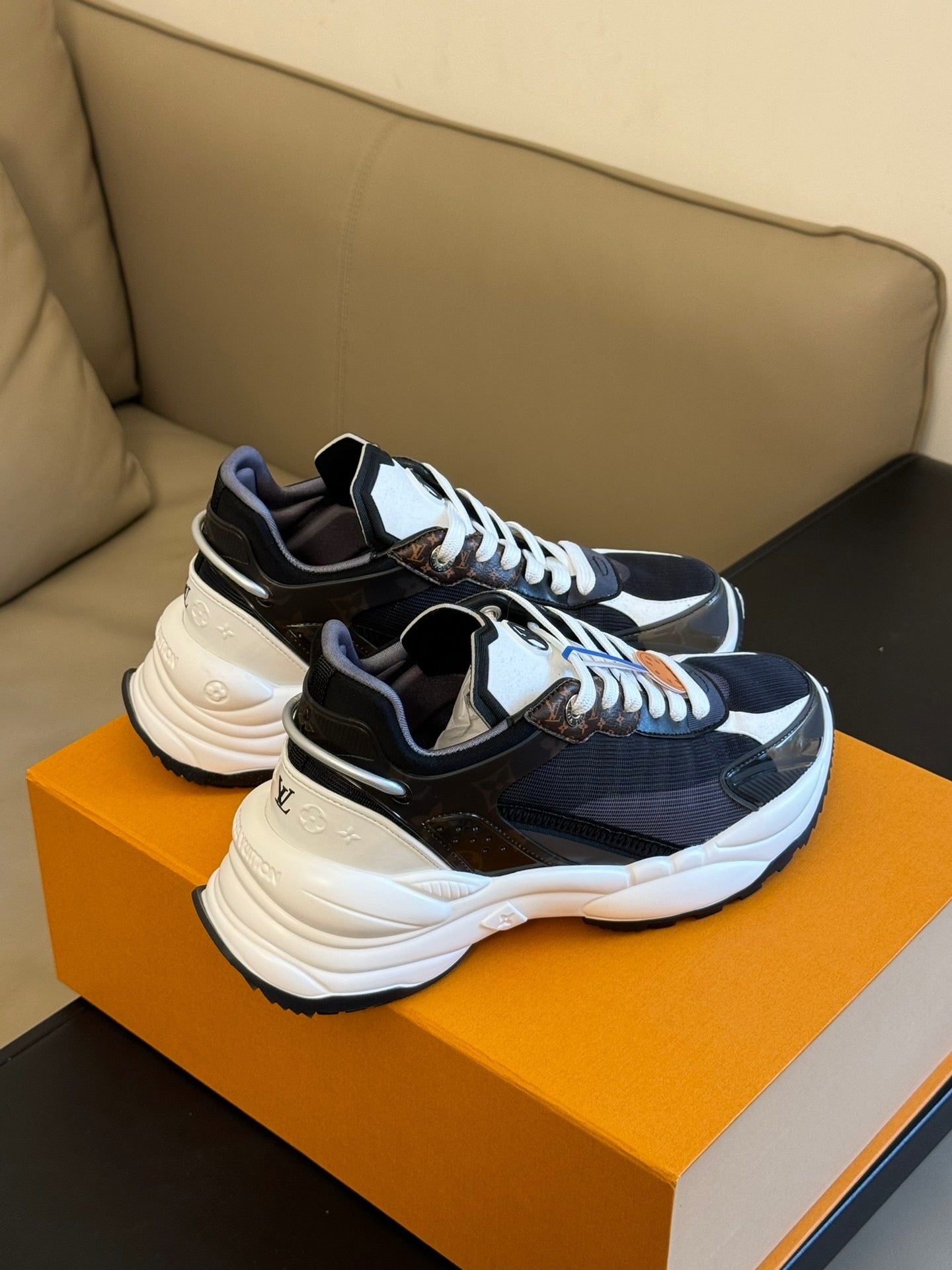 LOU RUN 55 TRAINERS