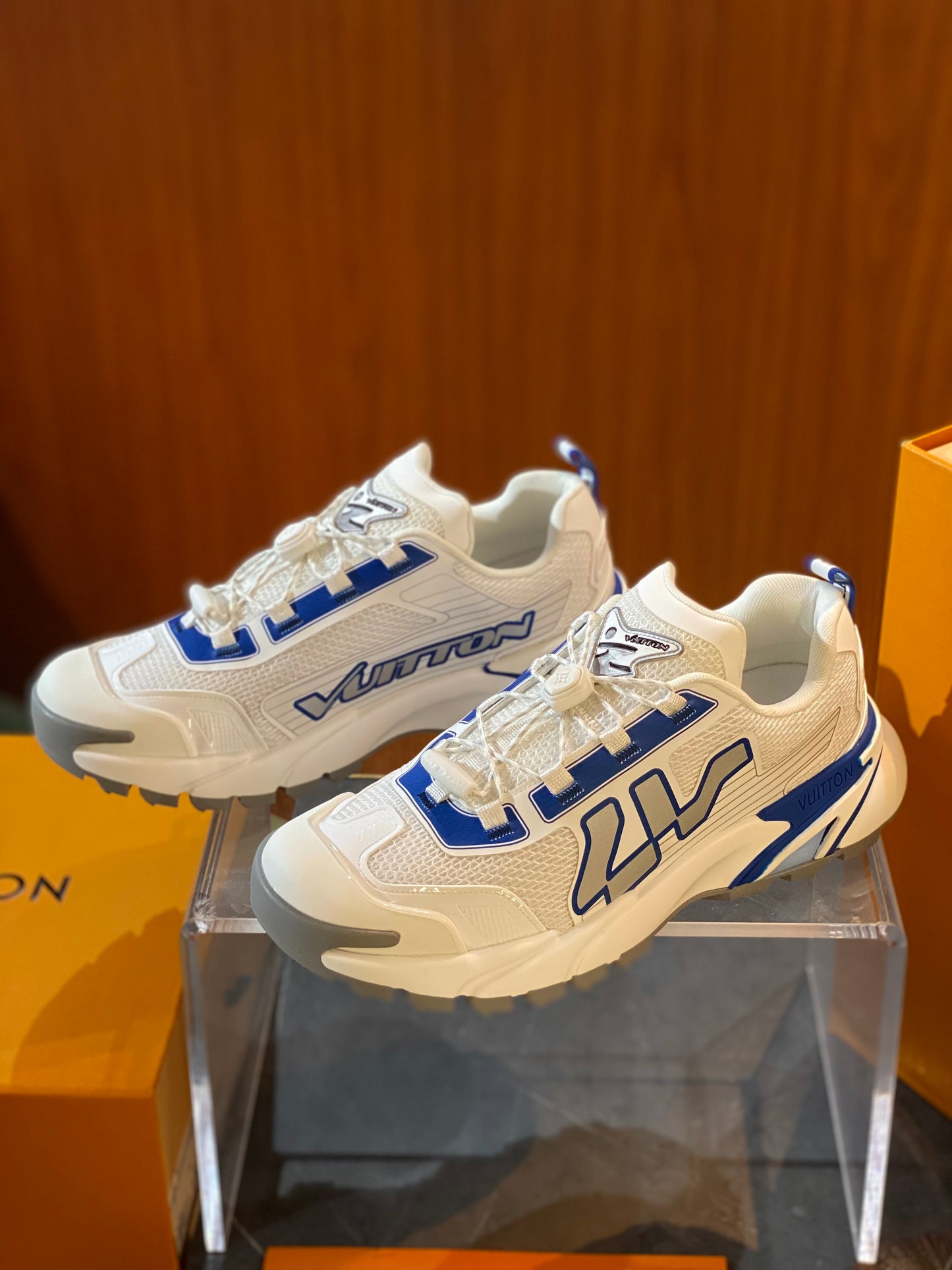 LOU RUNNER TATIC SNEAKER