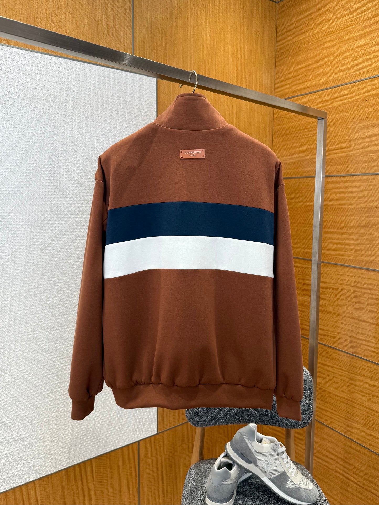 LOU JACKET