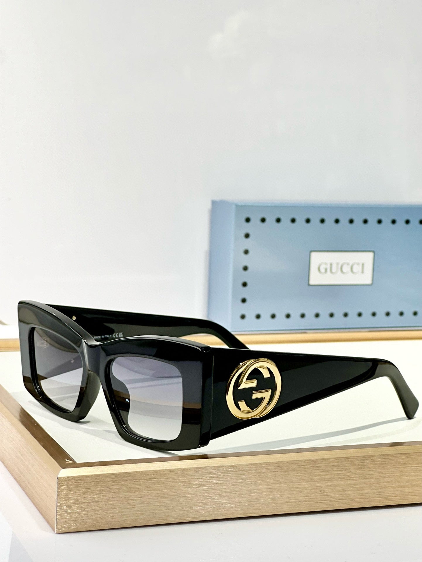 GG SUNGLASSES