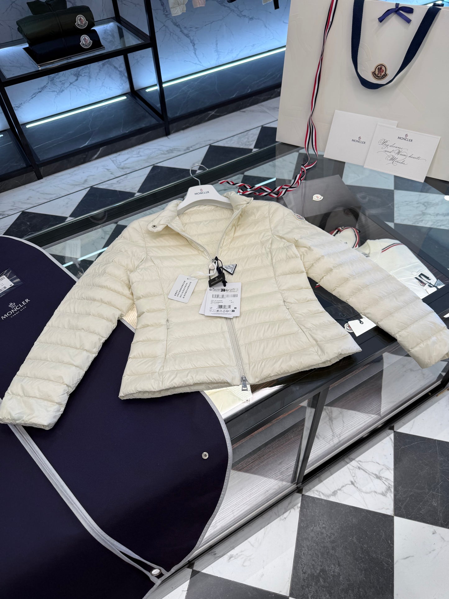 MONC IGELLE JACKET