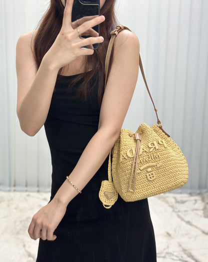 PD CROCHET MINI BUCKET BAG