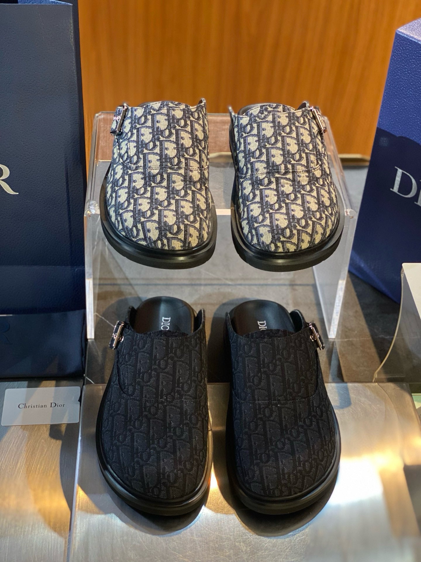 CD AQUA MULES
