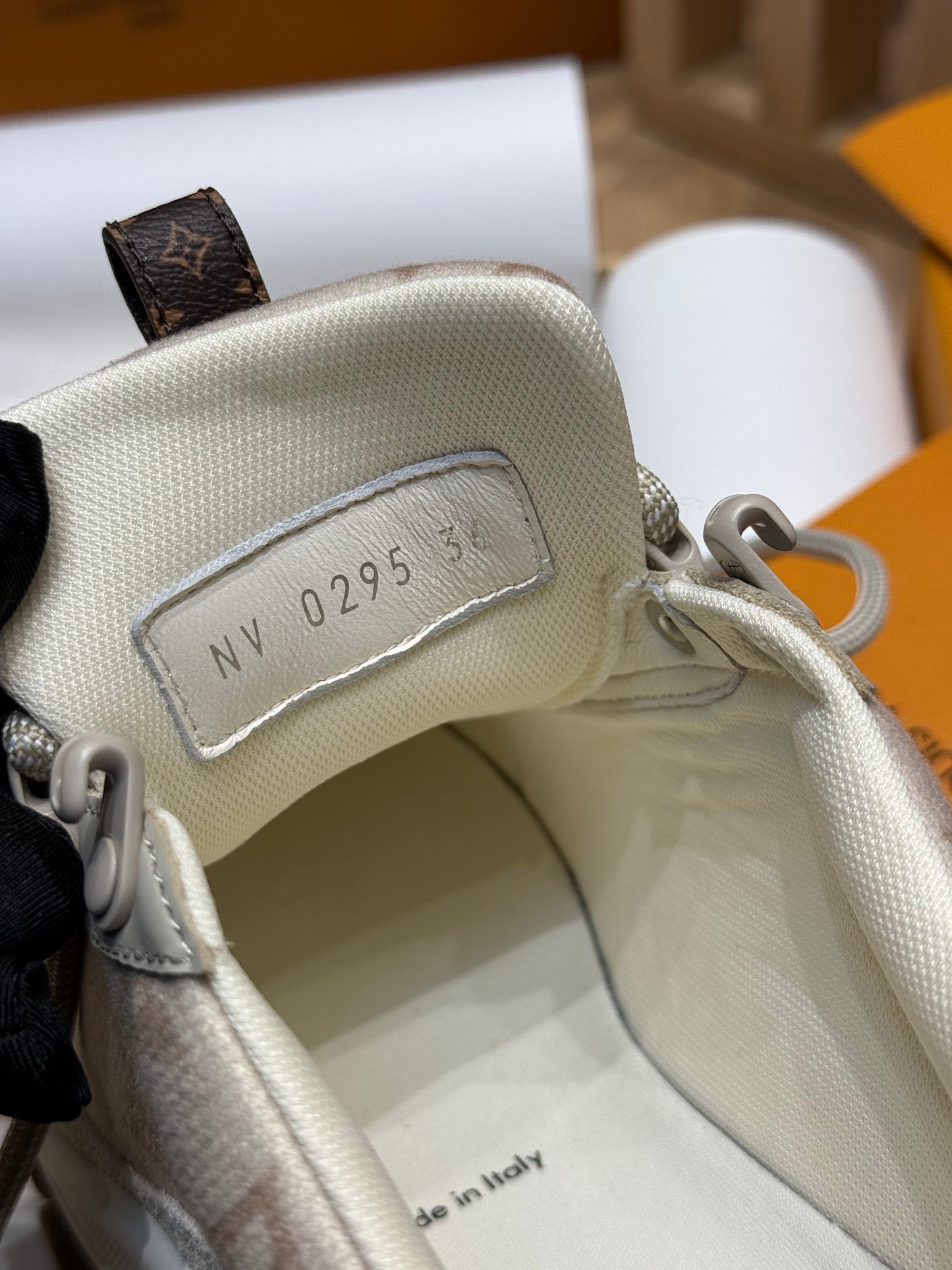 LOU RUSH XPLORER SNEAKERS