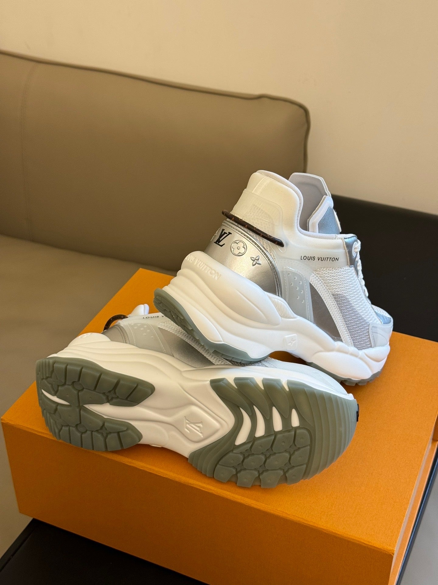 LOU RUN 55 TRAINERS
