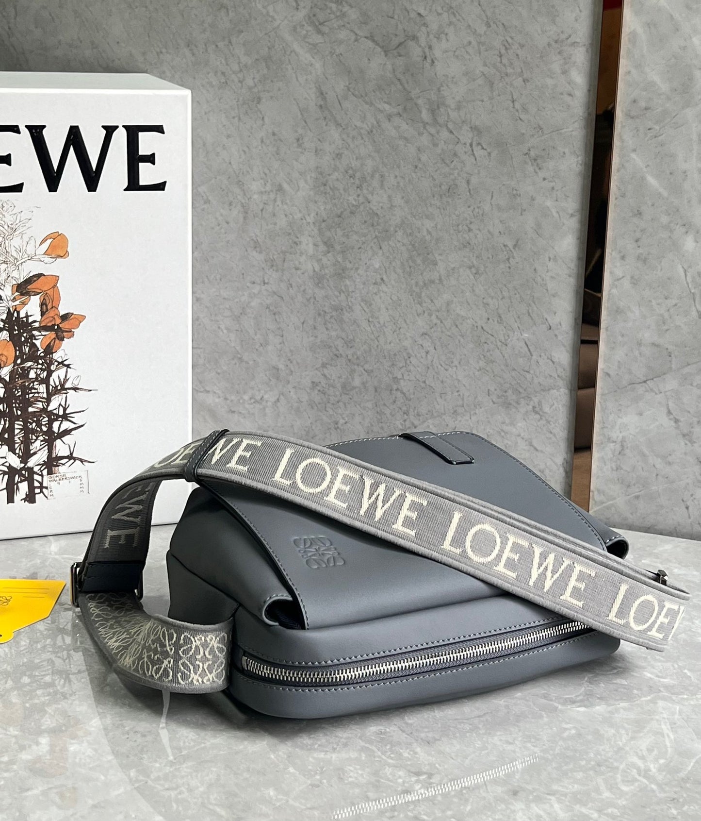 LOEW XS MILITARY MESSENGER BAG