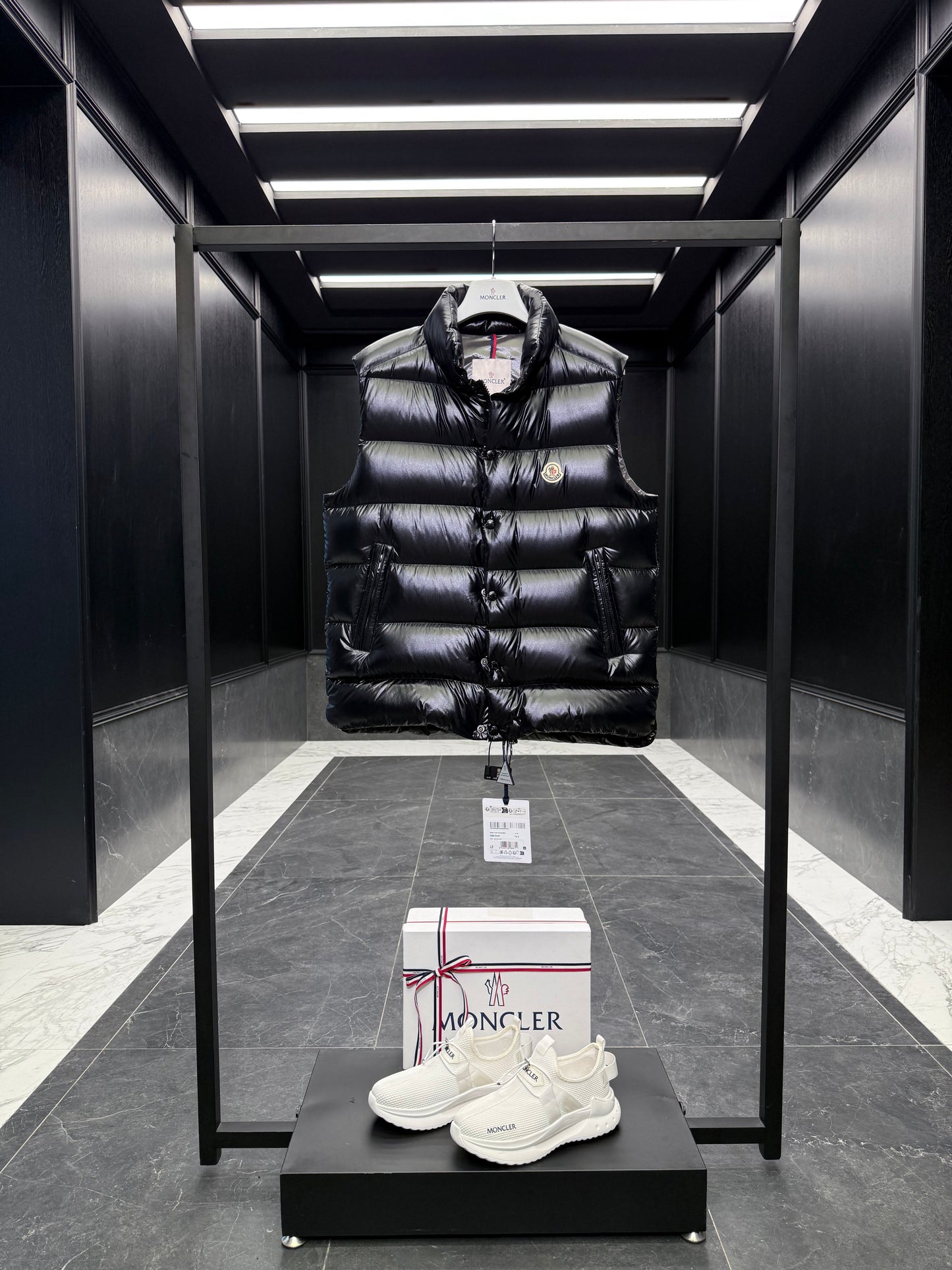 MONC TIBB VEST