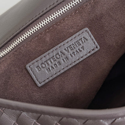 BOTT V VENETO FLAP MESSENGER BAG