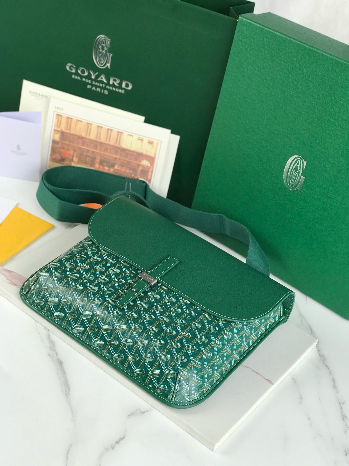 GOYA COURSIER MESSENGER BAG