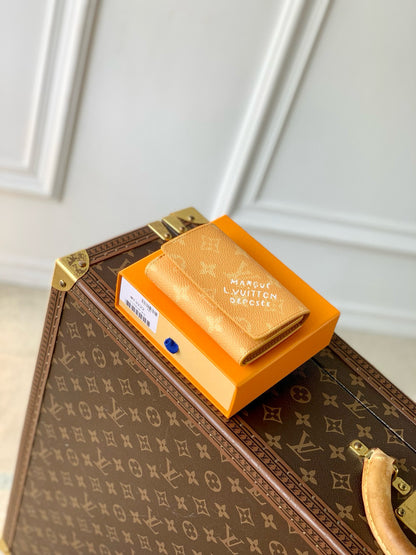 LOU VICTOR WALLET