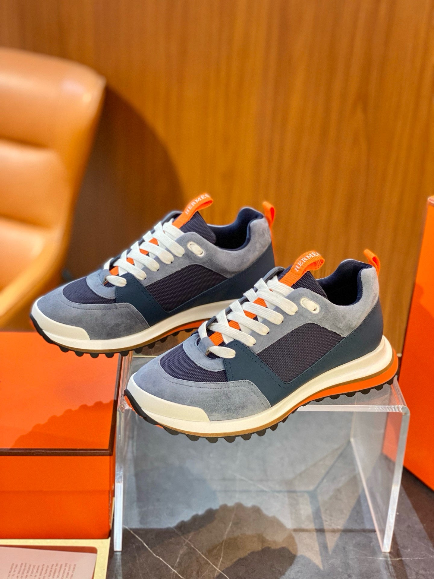 HERM LEADER SNEAKERS